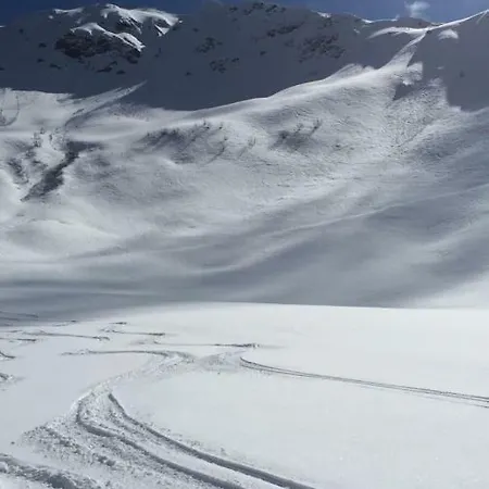 Tirol Juwel アパート アルプバッハ